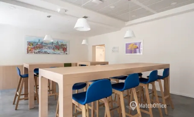 100 m² Serviced office building up for rent in Florence, Viale Matteotti (50121) - 4 | MatchOffice