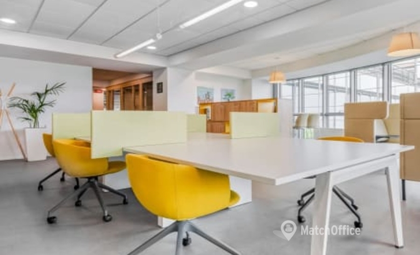 70 m² Business space place for rent in Milan, Via Volta (20090) - 4 | MatchOffice.com