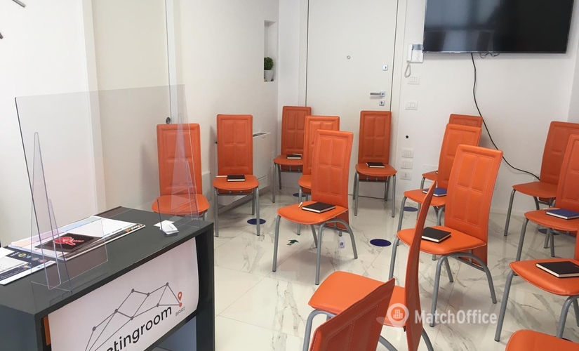 35 m² Conference hall in Bari, Corso Italia 13 (70122) - 6 | MatchOffice.com