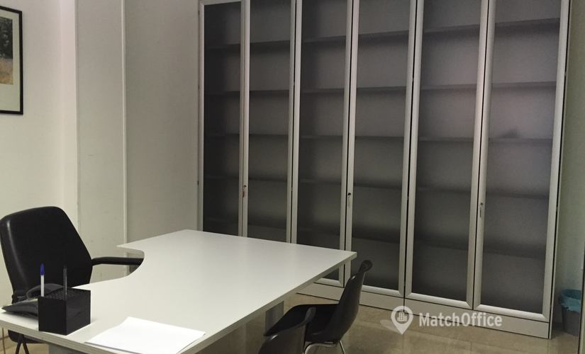Uffici poco costosi disponibili per l'affitto a Bologna di 23 m², Via Giovanni Amendola 17 - 2 | MatchOffice