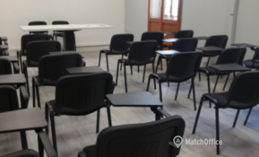 Trova spazio coworking comodo a Milano di 40 m², Via Andrea Costa 4/A - 1 | MatchOffice