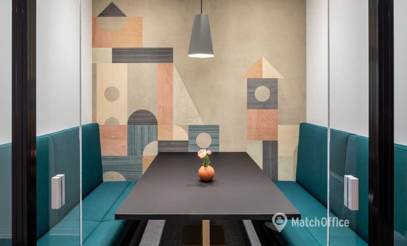 Esplora ufficio temporaneo flessibile a Milano di 13 m², Via Dante 7 - 4 | MatchOffice
