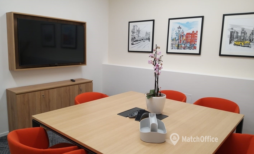 Scegli una sala riunioni affidabile a Bologna di 23 m², Via Del Monte 1 - 0 | MatchOffice.it