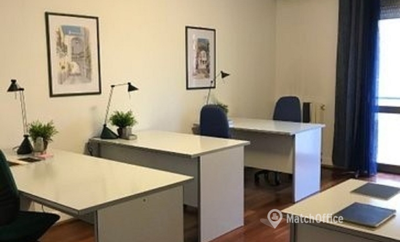 Join suitable a 25 m² Coworking  in Naples, Corso Umberto I 425 (80034) - 3 | MatchOffice