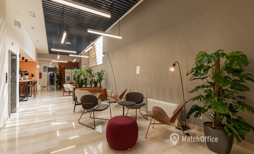 Uffici arredati da affittare a Bologna di 13 m², Via Altabella 17 - 3 | MatchOffice.it