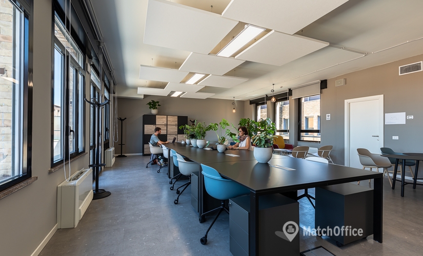 Uffici arredati da affittare a Bologna di 13 m², Via Altabella 17 - 4 | MatchOffice.it