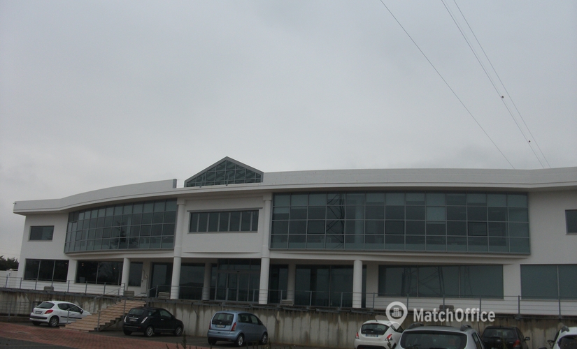 400 m² Shared workspace  in Pescara, Contrada Cerreto (66010) - 3 | MatchOffice