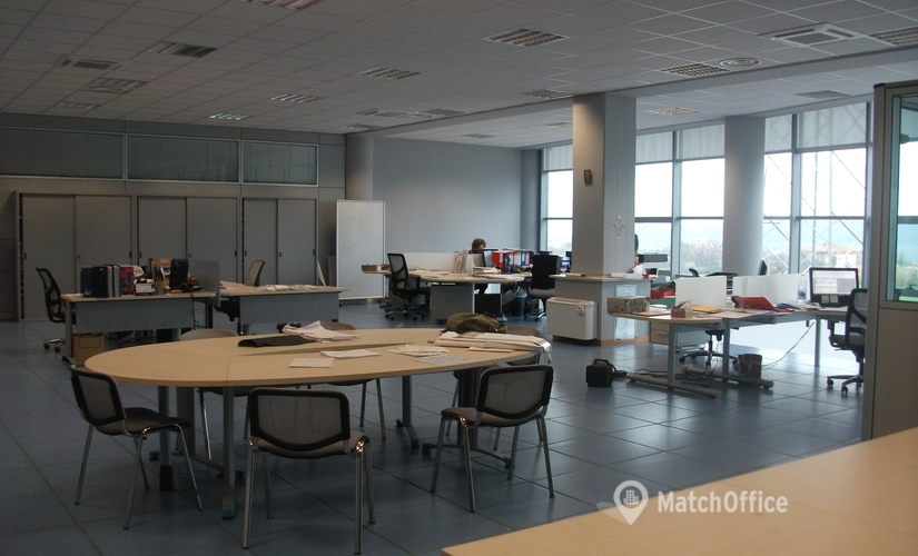 400 m² Shared office  in Pescara, Contrada Cerreto (66010) - 4 | MatchOffice.com