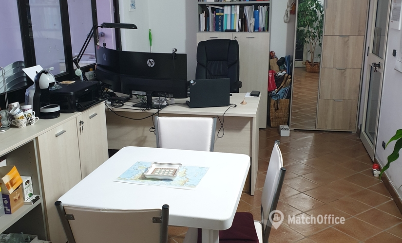 Affitta ufficio coworking comodo a Pescara di 25 m², Via Martiri Di Filetto - 4 | MatchOffice