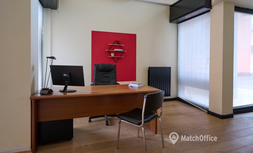 Affitta ufficio condiviso comodo a Milano di 90 m², Via Deledda - 2 | MatchOffice