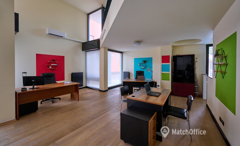 Esplora ufficio condiviso adatto a Milano di 90 m², Via Deledda - 4 | MatchOffice.it