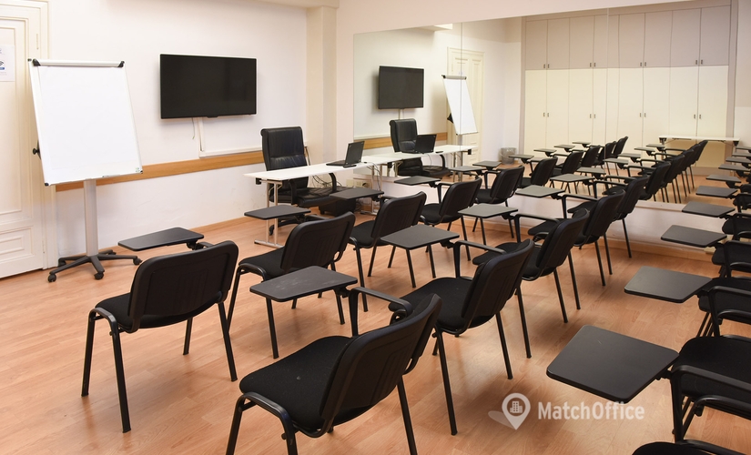 Prenota uno spazio per conferenze affidabile a Milano di 70 m², Viale Monte Santo 5 - 3 | MatchOffice.it