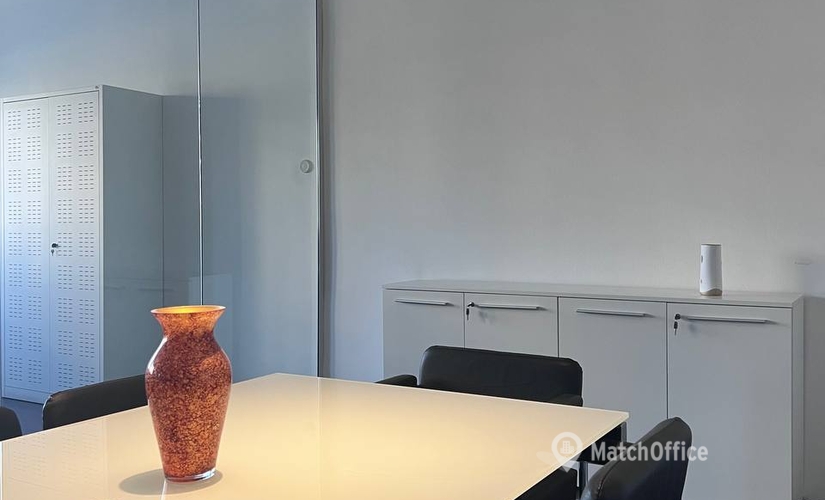 Prenota uno spazio per conferenze affidabile a Milano di 25 m², Via Nervesa 4 - 3 | MatchOffice.it