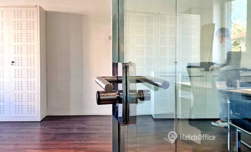 Scegli una sala riunioni accogliente a Milano di 25 m², Via Nervesa 4 - 4 | MatchOffice.it