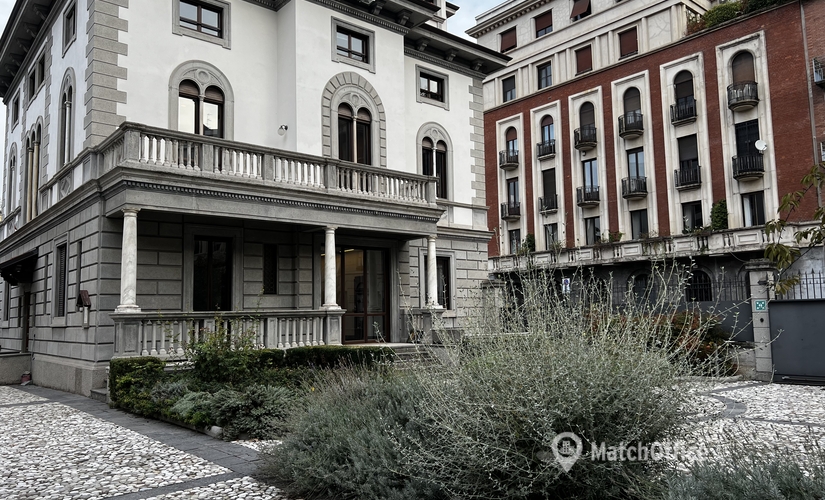 1000 m² Serviced office in Milan, Via Desiderio da Settignano 15 (20149) - 1 | MatchOffice.com