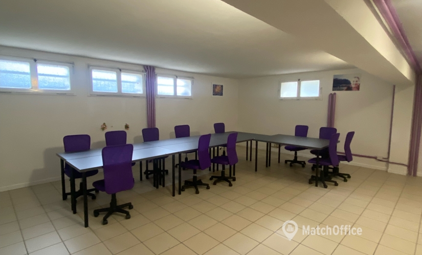 Prenota uno spazio per conferenze affidabile a Bologna di 50 m², Via Alfieri Maserati - 3 | MatchOffice