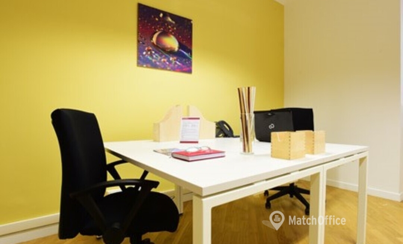 Affitta uno spazio per conferenze affidabile a Napoli di 15 m², Via San Giacomo 32 - 3 | MatchOffice.it