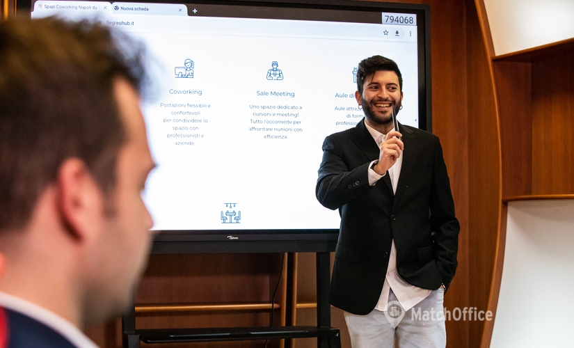 Affitta un centro conferenze affidabile a Napoli di 58 m², Via Eleonora Duse 26b - 1 | MatchOffice.it