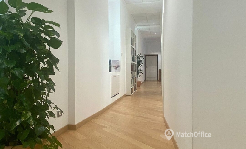 Scegli una sala riunioni accogliente a Municipio I di 40 m², Via della Mercede 11 - 2 | MatchOffice.it