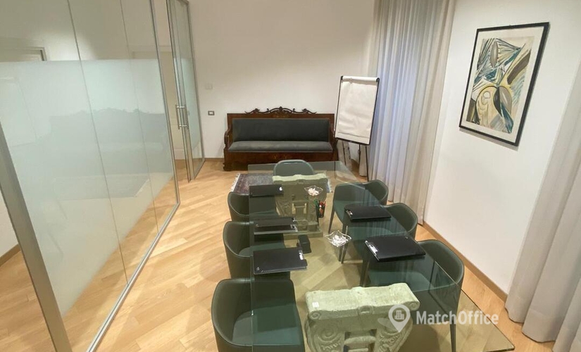 Scegli uno spazio per conferenze accogliente a Municipio I di 40 m², Via della Mercede 11 - 5 | MatchOffice