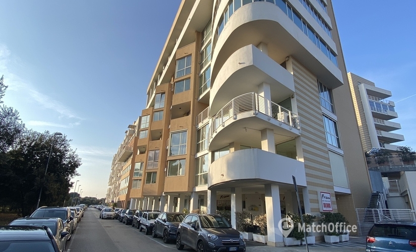 Scegli uno spazio per conferenze accogliente a Bari di 45 m², Via Marco Partipilo - 4 | MatchOffice.it