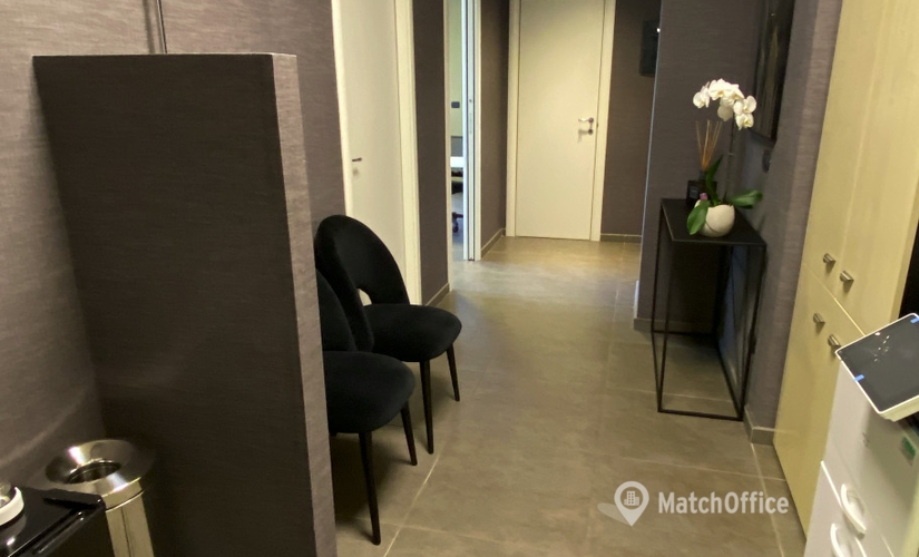 Prenota una sala riunioni affidabile a Bari di 45 m², Via Marco Partipilo - 2 | MatchOffice