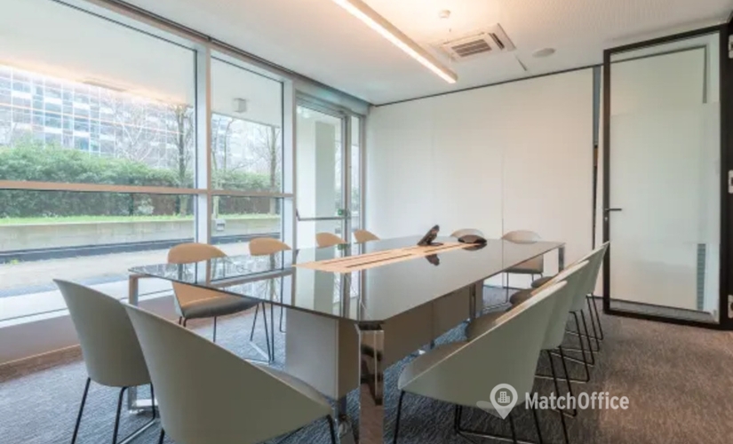 10 m² Business space in Milan, Via Fosse Ardeatine 4 (20123) - 2 | MatchOffice.com