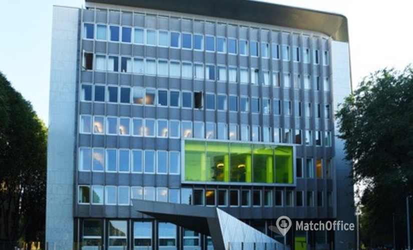 Affitta ufficio temporaneo comodo a Milano di 36 m², Via Tiziano 32 - 3 | MatchOffice