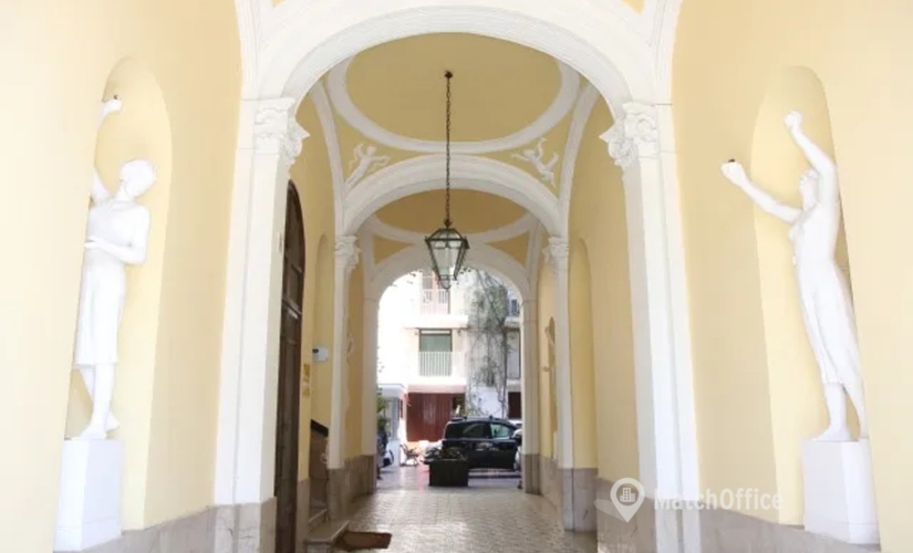 Prenota un centro conferenze accogliente a Catania di 20 m², Via Umberto - 2 | MatchOffice.it