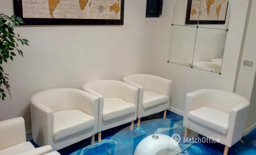 Prenota uno spazio per conferenze accogliente a Milano di 28 m², Piazza IV Novembre 4 - 1 | MatchOffice.it