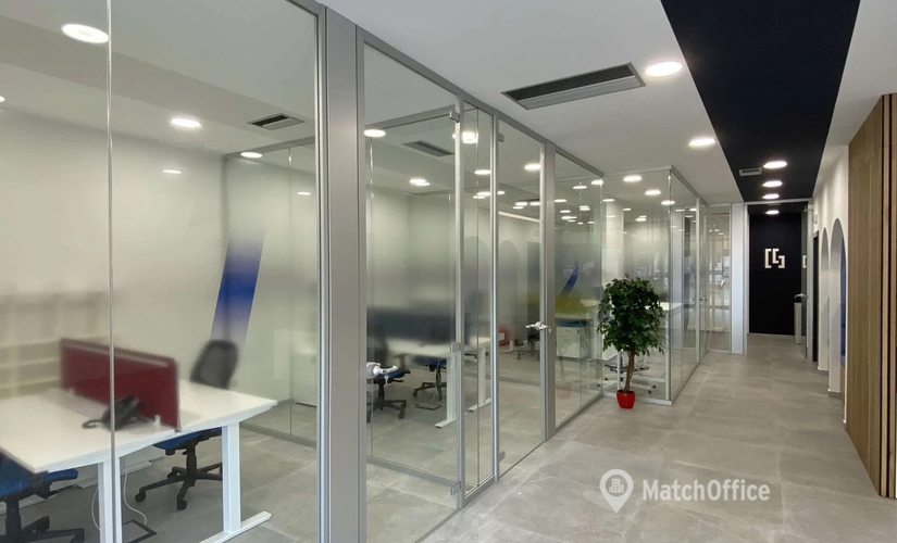 Esplora ufficio temporaneo comodo a Parma di 400 m², Piazza Bruno Lunardi 5A - 2 | MatchOffice