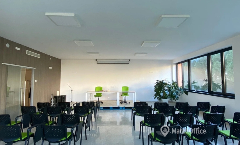 Affitta spazio coworking comodo a Bari di 150 m², Via Mons. Jolando Nuzzi 5 - 2 | MatchOffice.it