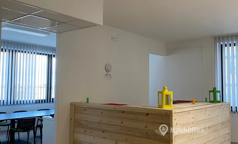Trova ufficio condiviso comodo a Bari di 150 m², Via Mons. Jolando Nuzzi 5 - 1 | MatchOffice.it