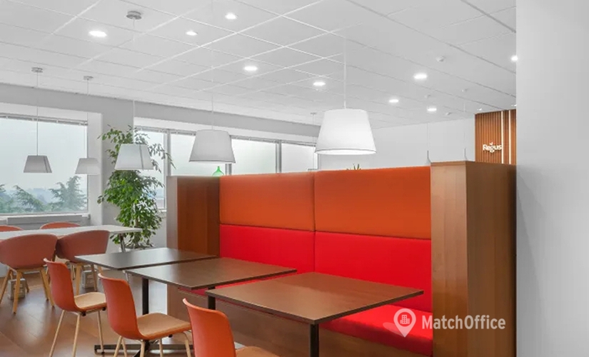100 m² Business park in Milan, Palazzo Bernini (20054) - 2 | MatchOffice.com