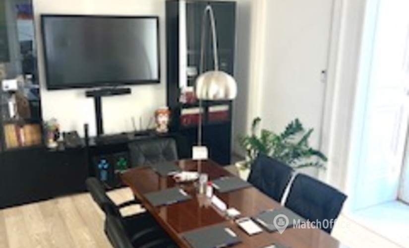 Prenota una sala conferenze accogliente a Napoli di 25 m², Vicolo Santa Maria Cappella Vecchia 11 - 0 | MatchOffice.it