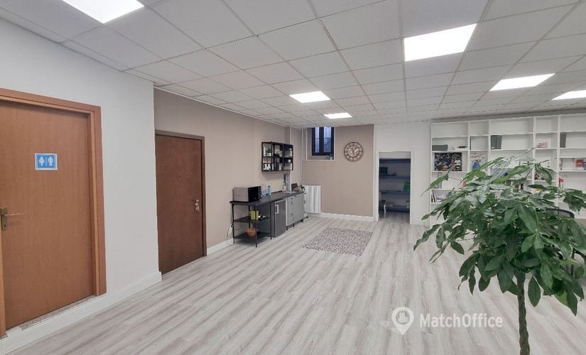 Affitta un centro conferenze accogliente a Milano di 100 m², Via Cesare Battisti 125 - 3 | MatchOffice.it