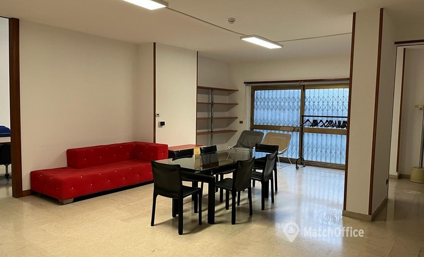 Prenota un centro conferenze affidabile a Torino di 200 m², Via Plava 62 - 1 | MatchOffice.it