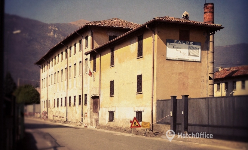 Office Via IV Novembre 2 22036 Como