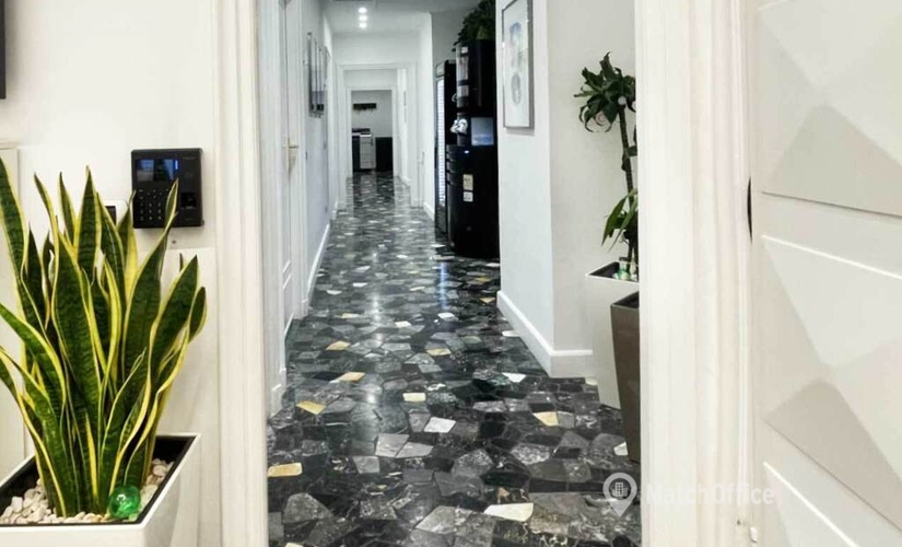 300 m² Serviced office in Milan, Piazza della Repubblica (20124) - 2 | MatchOffice.com