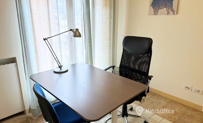 Affitta ufficio temporaneo adatto a Firenze di 25 m², Viale Belfiore 10 - 5 | MatchOffice