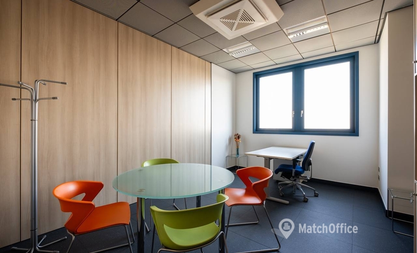 Trova ufficio temporaneo adatto a Bologna di 35 m², Via Alfredo Calzoni 1/3 - 0 | MatchOffice