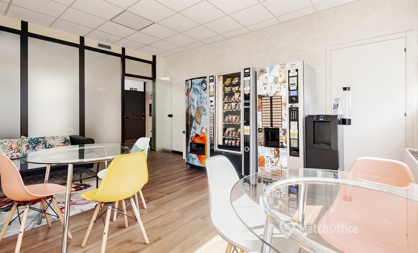 Scegli una sala conferenze accogliente a Milano di 20 m², Via Lorenzo Valla 16 - 3 | MatchOffice