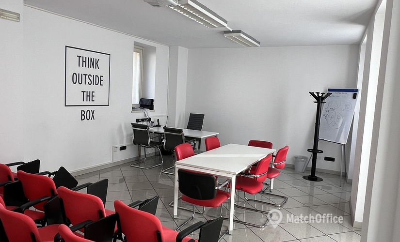 12 m² Shared office in Cantù, Via Unione 4 (22063) - 0 | MatchOffice.com