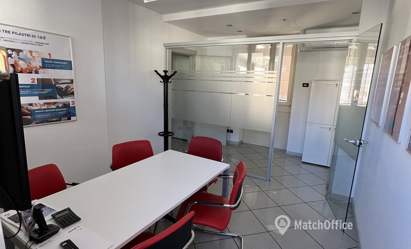 Affitta ufficio temporaneo flessibile a Cantù di 12 m², Via Unione 4 - 4 | MatchOffice