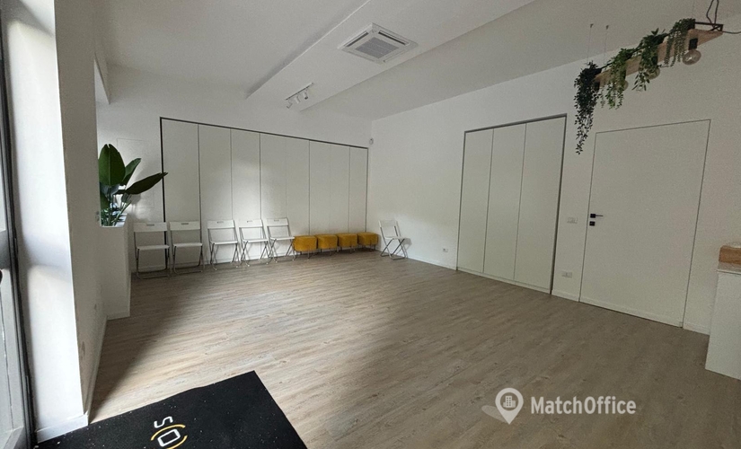 Prenota uno spazio per conferenze accogliente a Municipio VIII di 45 m², Via Adelaide Bono Cairoli 47 - 4 | MatchOffice