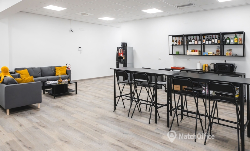 90 m² Co-working in Pescara, Via Vella 24 (66100) - 1 | MatchOffice.com