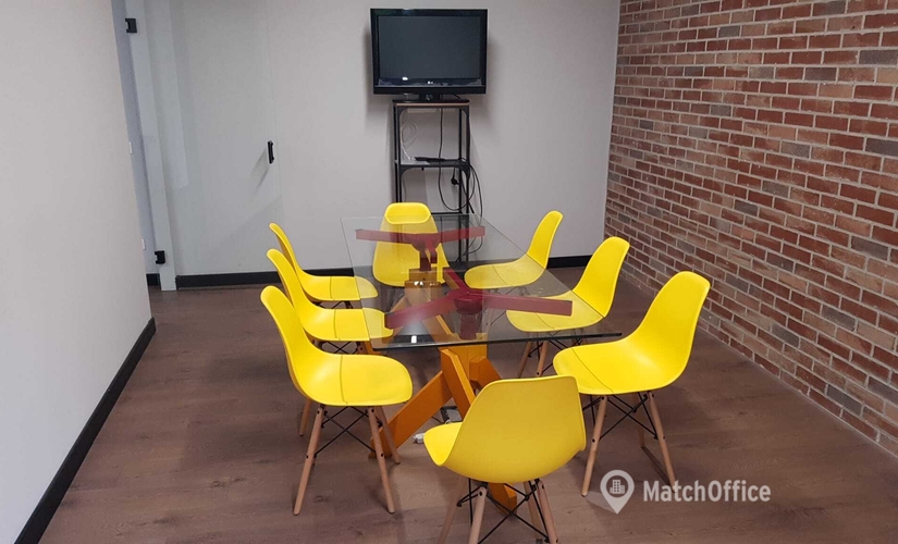 30 m² Coworking  in Milan, Via Ercole Oldofredi 45 (20124) - 0 | MatchOffice.com