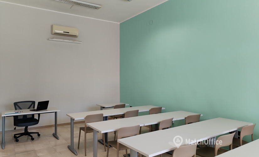 Affitta uno spazio per conferenze accogliente a Bari di , Via delle Murge 65 - 3 | MatchOffice.it