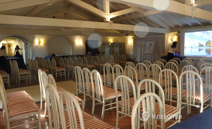 Prenota una sala conferenze accogliente a Santa Maria a Monte di , Via Francesca 248 - 1 | MatchOffice
