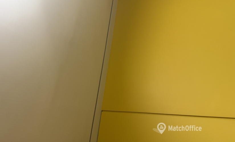 Affitta una sala riunioni accogliente a Napoli di , Piazza dei Martiri 30 - 4 | MatchOffice.it